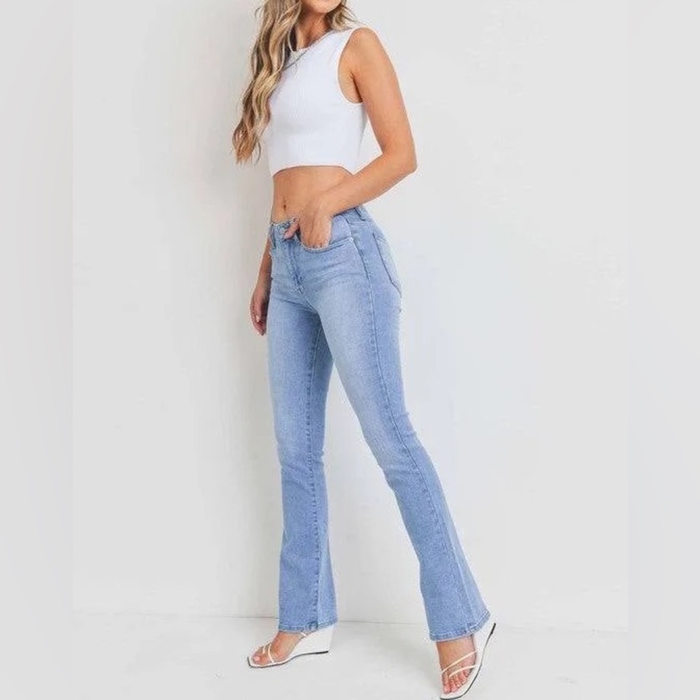 JUST USA JustUSA Boot Cut Jeans Size 10 Light Denim Clean Tonal Bootcut NWT